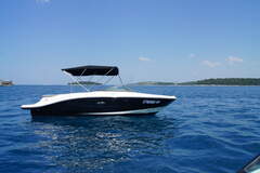 Motorboot Sea Ray SPX 210 - Black Diamond Bild 3
