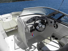 Motorboot Stingray 234lr Bild 11