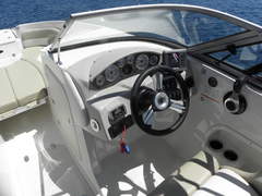 Motorboot Stingray 234lr Bild 4