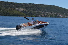 Motorboot Barracuda 545 Bild 3