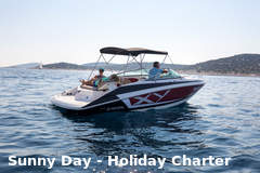 Regal 2250 Cuddy - Sunny Day (sports boat)