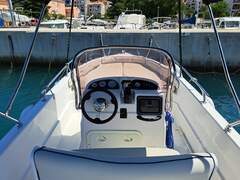 Motorboot Ranieri Marvel 19 - CRES Bild 5