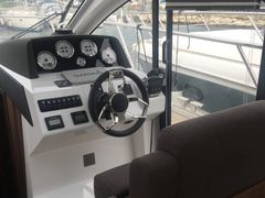 Motorboot Sealine C330 Bild 6