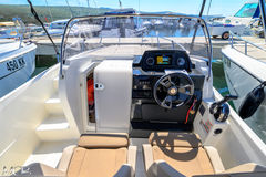 Motorboot Quicksilver 675 Activ Sun Deck Bild 6