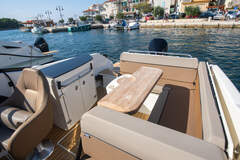 Motorboot Quicksilver 755 Cruiser Bild 6
