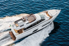 Motorboot Ferretti Yachts 550 Bild 9