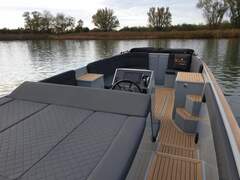 Motorboot Maxima 840 Bild 3