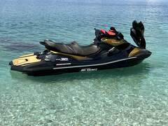 Kawasaki Ultra 310 LX (moto acuática)